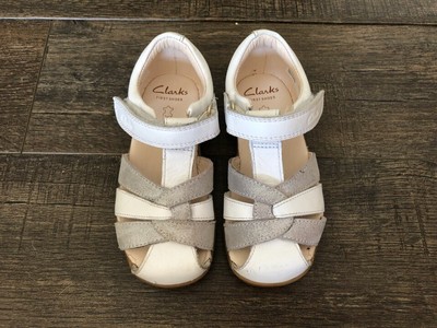 clarks sandals toddler girl