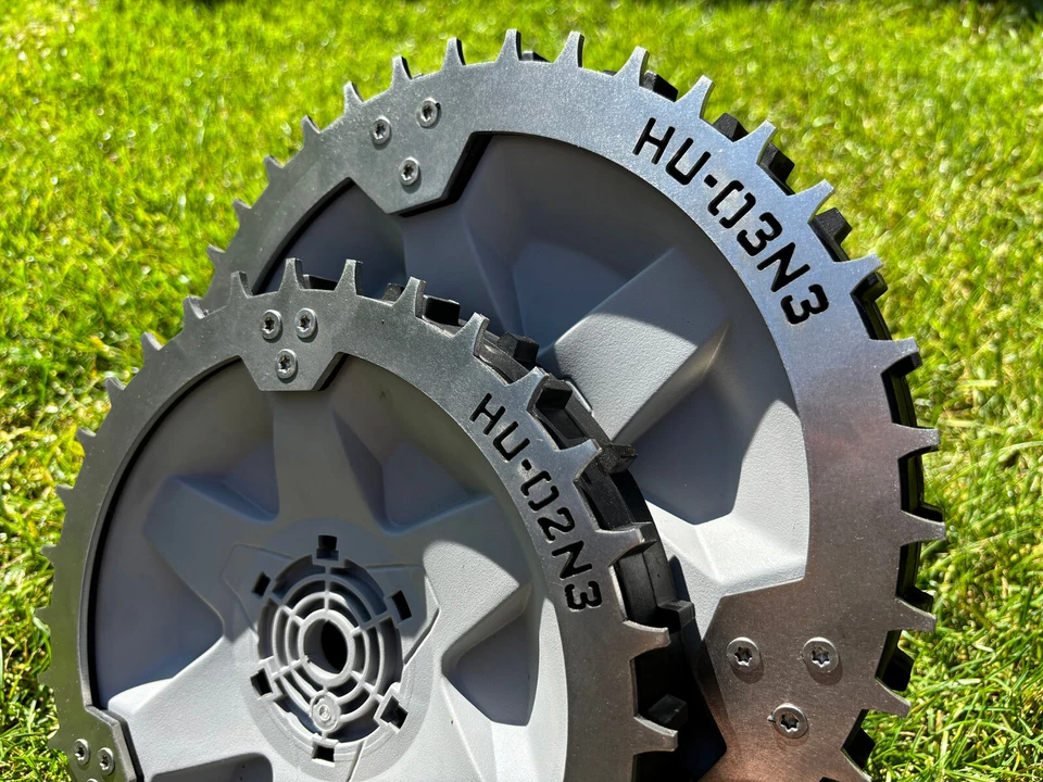 Rasenroboter Mähroboter EDELSTAHL Spikes HUSQVARNA AUTOMOWER 435, 535X AWD - Bild 3 von 4