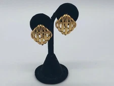 Beautiful Pair of Gold Tone Fashion Clip Earrings