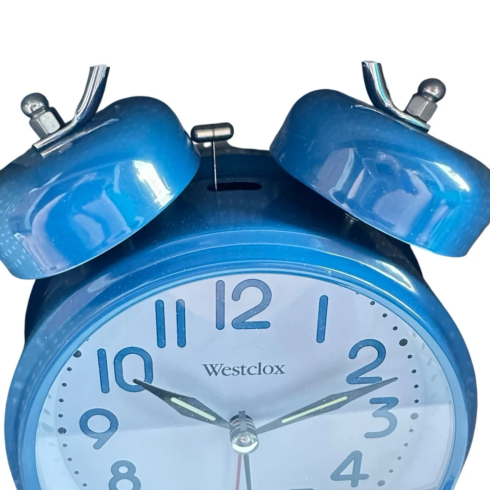 Reloj despertador Westclox Loud Twin Bell para durmientes pesados azul claro bajo demanda nuevo en caja Foto 3 de 4