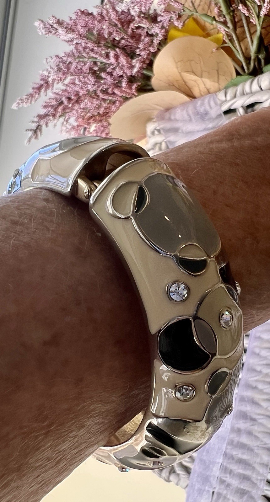 SIGNED 🔑Signed SEQUIN ENAMELED Modern CRYSTAL Ab… - image 6