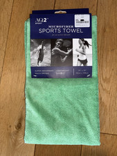 BNWT Green Microfiber Sports Towel, 50cm x 100cm