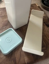 Vintage Tupperware Velveeta Block Cheese Keeper Cracker Keeper light blue lid 
