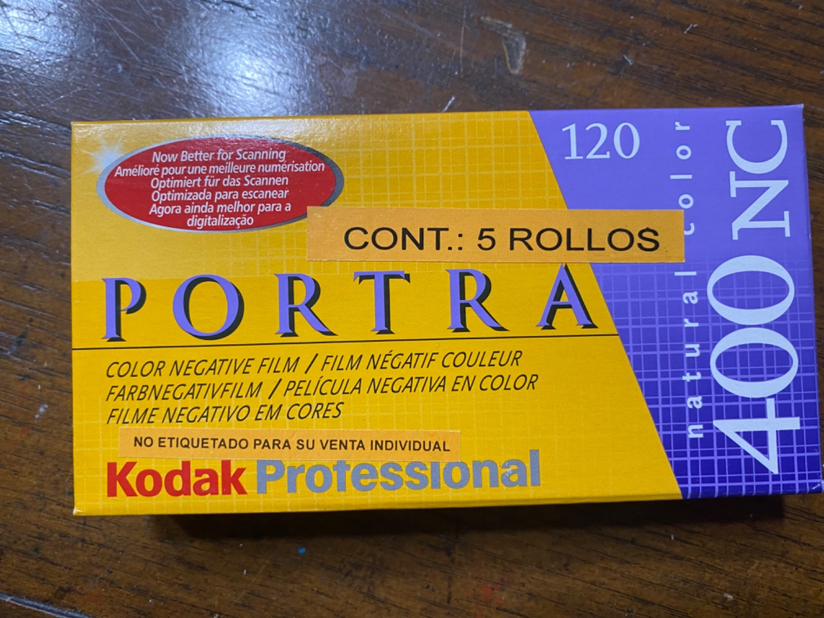 【未開封・期限切れ】Kodak PORTRA 160NC 4×5 10枚入×2箱 Kodak Professional Portra 160 Color Negative - 35mm Film, 36