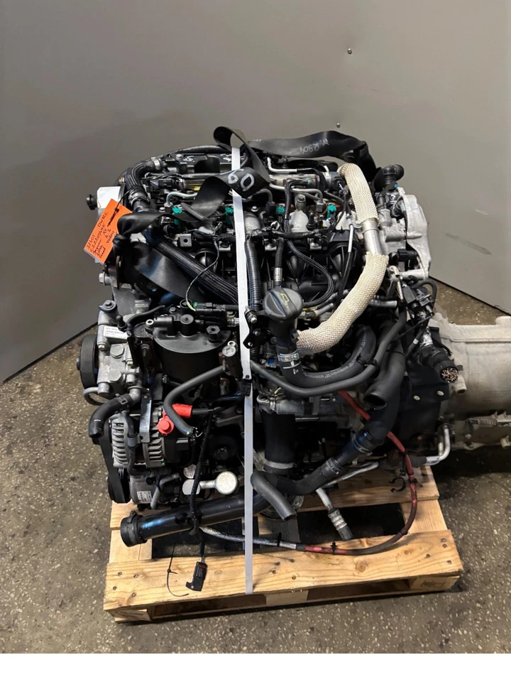 Motor komplett 224DT Jaguar XF X250 2.2 EURO5 BJ 2014 147kW 200PS - Bild 2 von 4