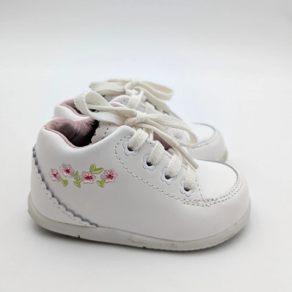 Stride Rite Girls Emilia Walking Shoes Floral Embroidered White Size US5M EU21 - Image 3 of 4
