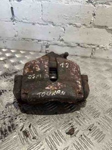 VW TOURAN 1T1, 1T2 Bremssattel vorne links 2.00 Diesel 100kw 2006 21504675