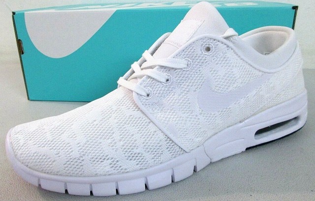 stefan janoski triple white