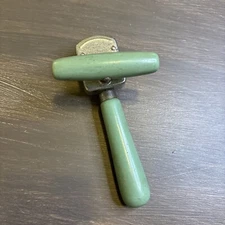 Vintage Edlund Co Burlington VT.  #5 Can Opener  Green Wood Handle