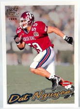 DAT NGUYEN 1999 Pacific Paramount Football Gold Rookie RC