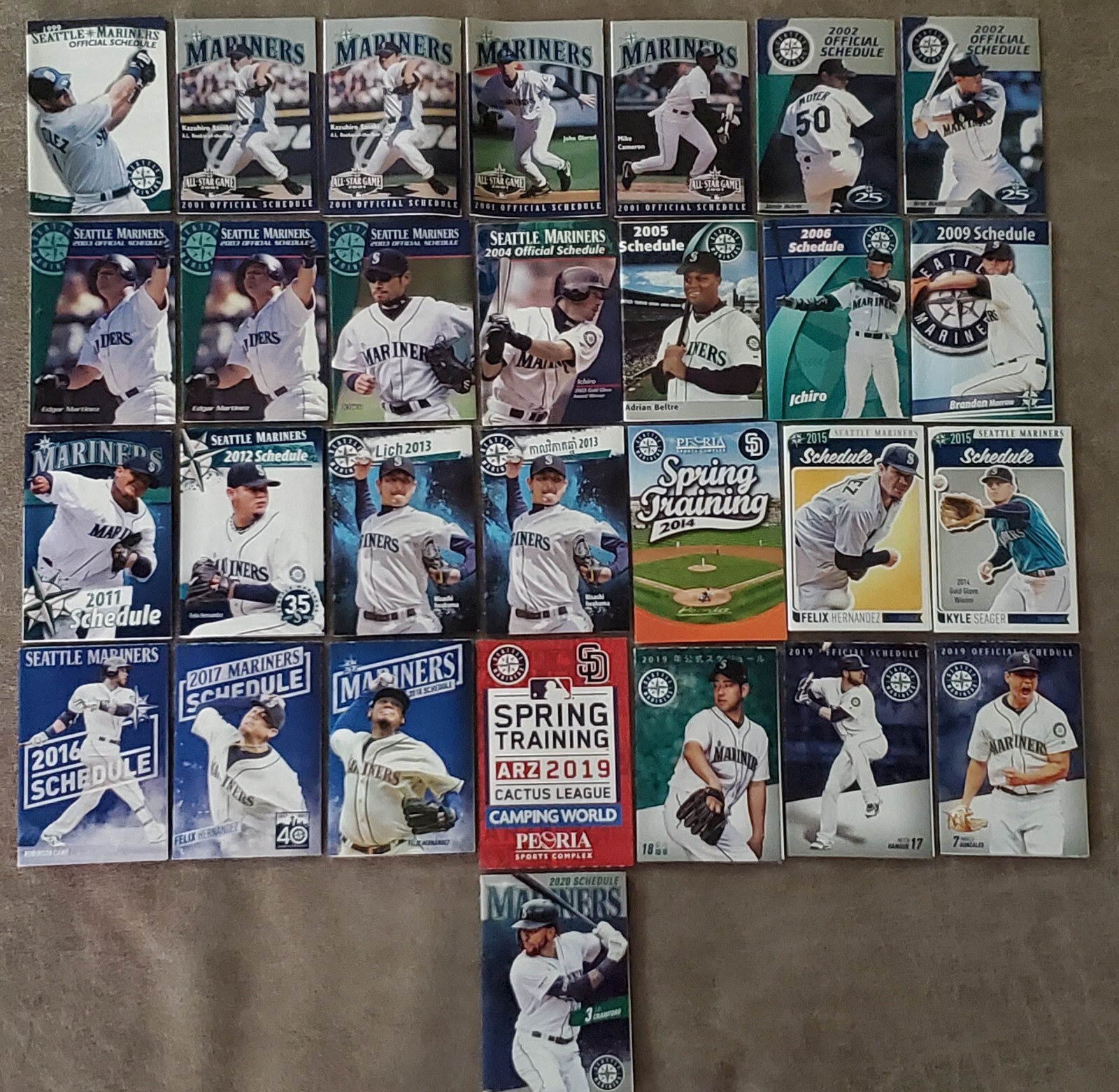 SEATTLE MARINERS POCKET SCHEDULE LOT OF 29 DIFFERENT 19992020 ICHIRO