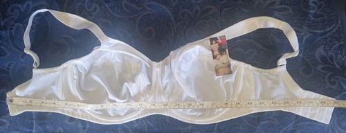Berlei 12G Minimising White Classic Underwire Bra - Picture 2 of 3