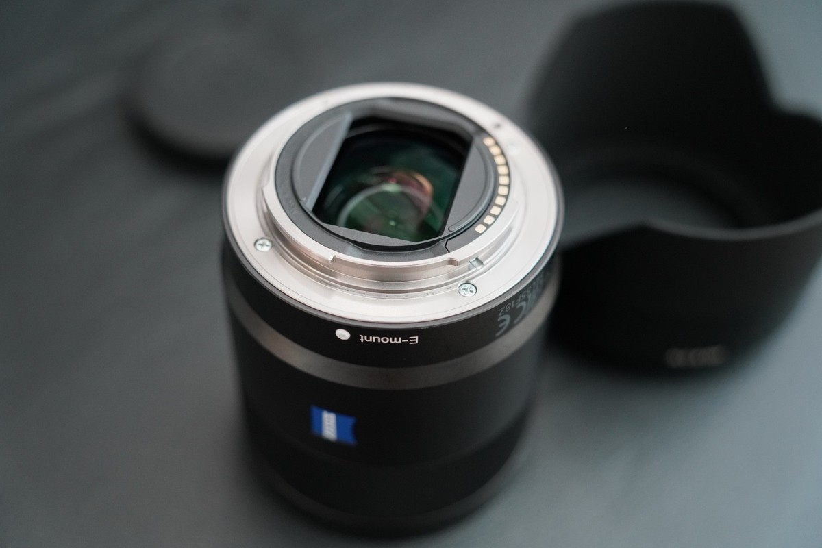 SONY Zeiss Sonnar T* FE 55mm F1.8 ZA◆121 Portrait Of A Lens: Sony Sonnar T* FE 55mm F1.8 ZA | Sony