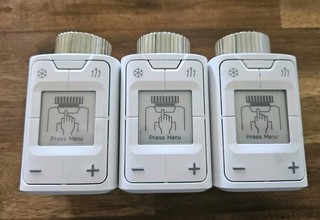 Set AVM FRITZ!DECT 302 Smarter Heizkörperregler Weiß 3 Stück