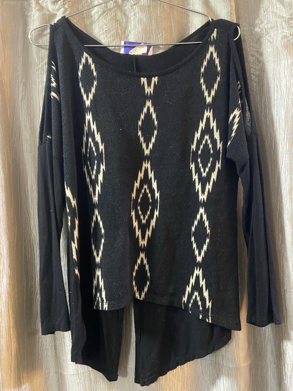 Panhandle Slim Cold Shoulder Woman’s Shirt Ladies Western Motif Split Back