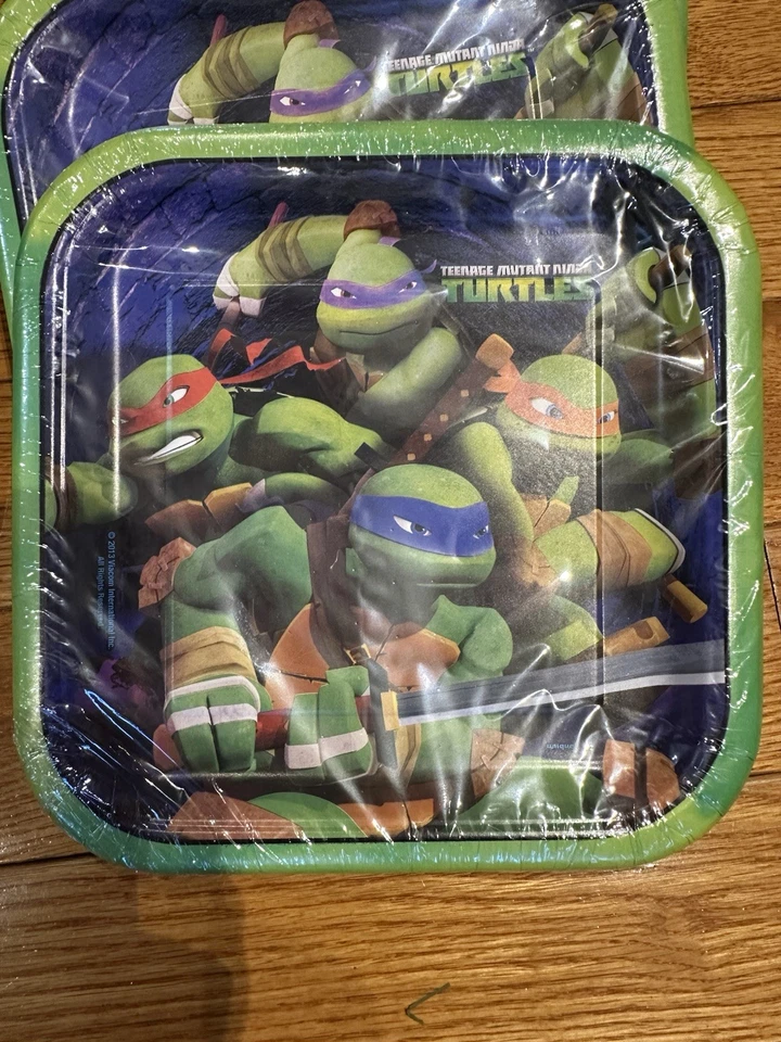 Teenage Mutant Ninja Turtle TNMT 4 paquetes de 8 quilates 7” y 5 paquetes de placas de 8 quilates 9” Foto 3 de 4