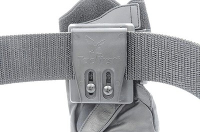 TacFirst Holster Handschuhhalterung Halterung für Einsatzhandschuhe drehbar