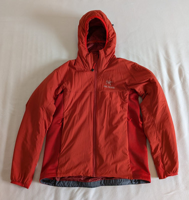 Arc'teryx Atom LT Hoody Men's Jacke in M, Zwischenschicht Iso