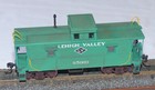 Atlas HO Scale Lightly Weathered Lehigh Valley LV Caboose — photo 1