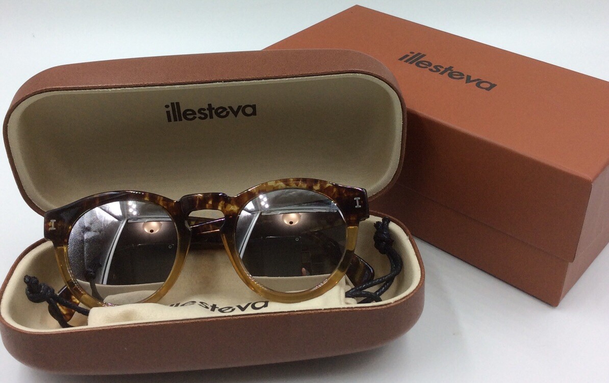 Illesteva Los Feliz Sunglasses Los Feliz Sunglasses Half/Half Tortoise – blueandcream main image 4