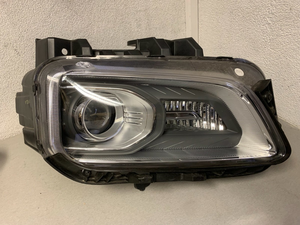 Headlight Right Hyundai Kona from 2017 92102-J9100 | eBay