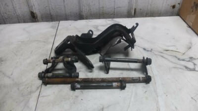 01 Yamaha XV1600 XV 1600 A Road Star Engine Motor Mounts Brackets 