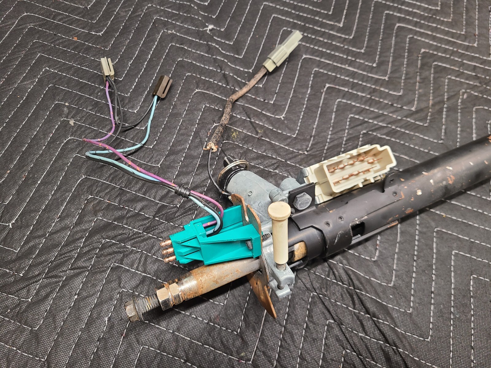 8389 Ford Fox Body Mustang Steering Column Non Tilt 84 85 86 87 88 eBay