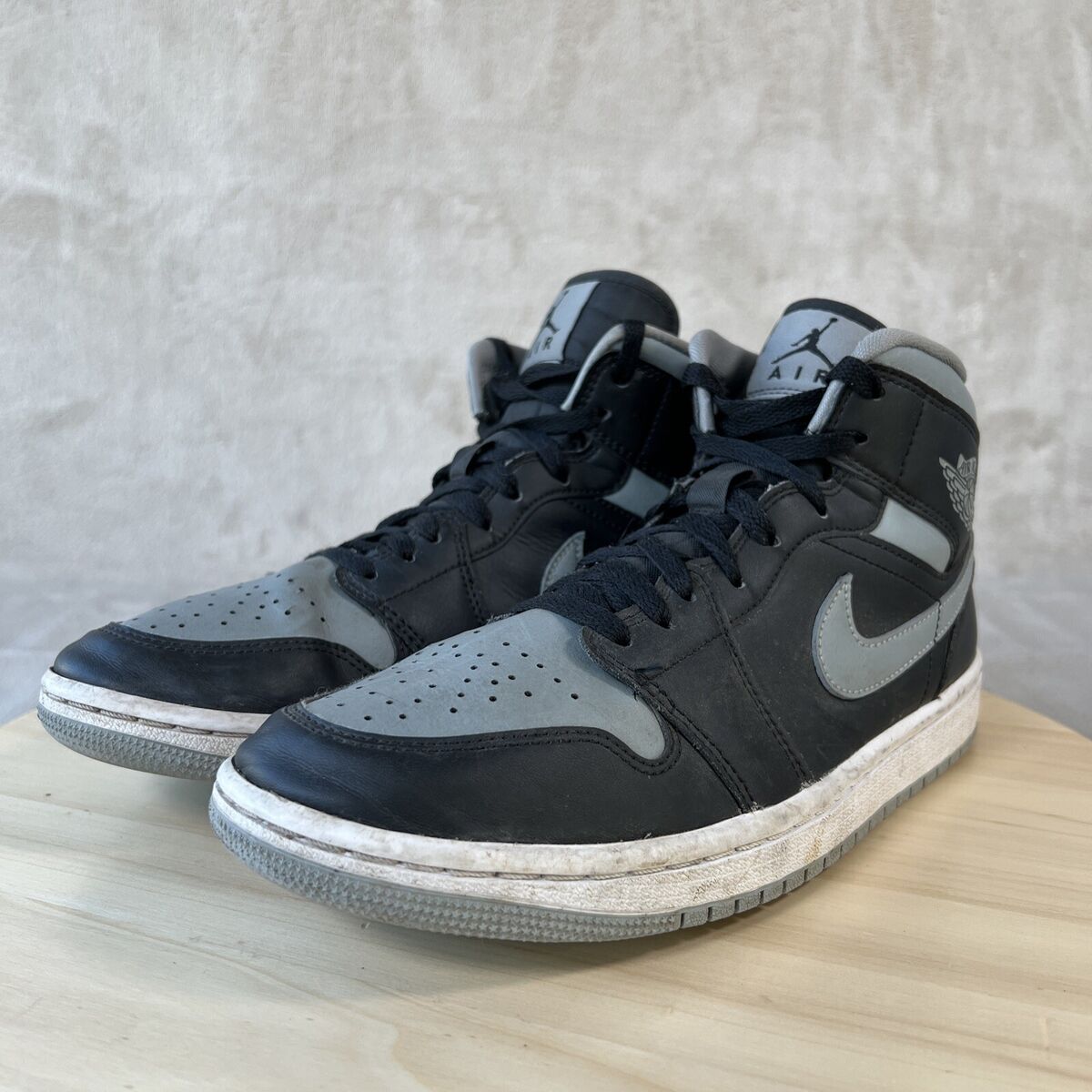 Nike Air Jordan 1 Mid Sneakers W 9 / M 7.5 Shadow Grey Black Nike Air Jordan 1 Mid Sneakers W 9 / M 7.5 Shadow Grey Black