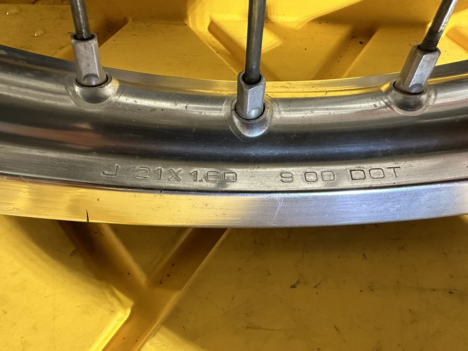 Llanta delantera Yamaha YZ250 YZ125 1997-2001 OEM USADA (DID J 21 X 1,60), rueda buje Foto 4 de 4