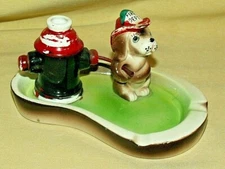 FIREMAN ASHTRAY HYDRANT DOG PUPPY RUBBER HOSE VINTAGE UNMARKED FIRE DEPT HELMET*