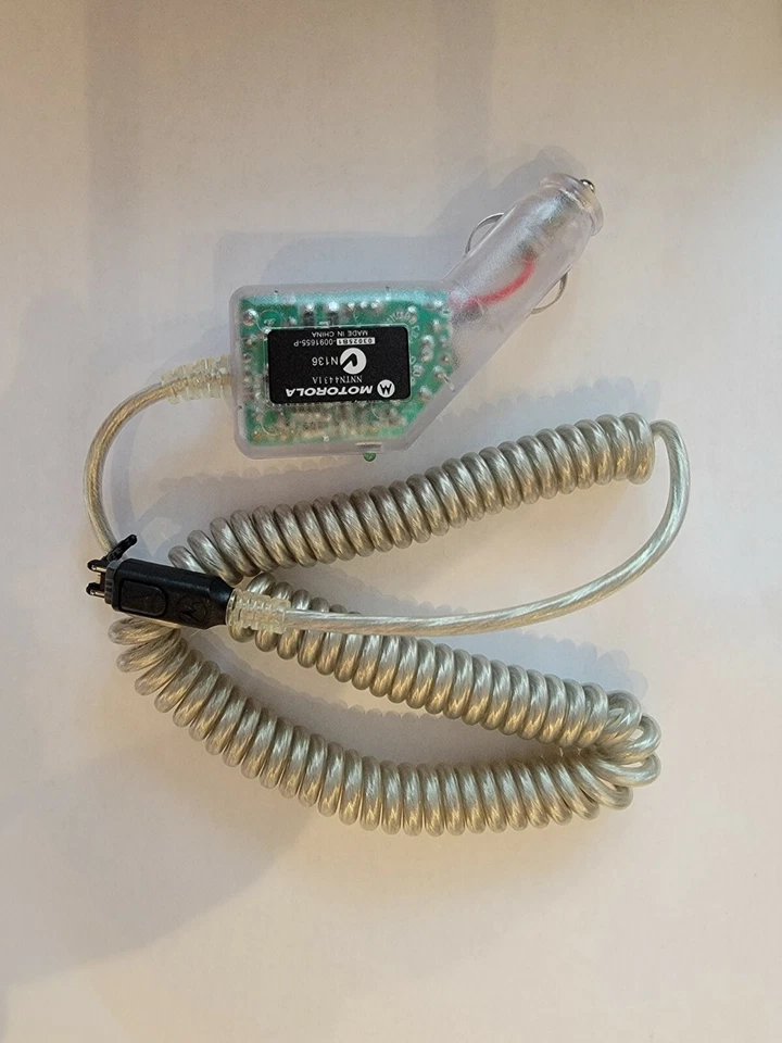 Оригинальное автомобильное зарядное устройство Nextel NNTN4431A Motorola i35 i50 i55 i58 i60c i80 i85 i90 - Изображение 2 из 4