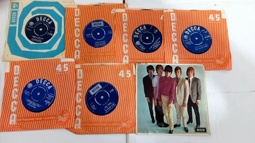 JOB LOT OF 7 ROLLING STONES  &2 SINGLES AND EPs