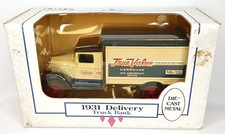 Vintage Die-Cast Metal Bank With Box True Value 1931 Delivery Truck Ertl 1991