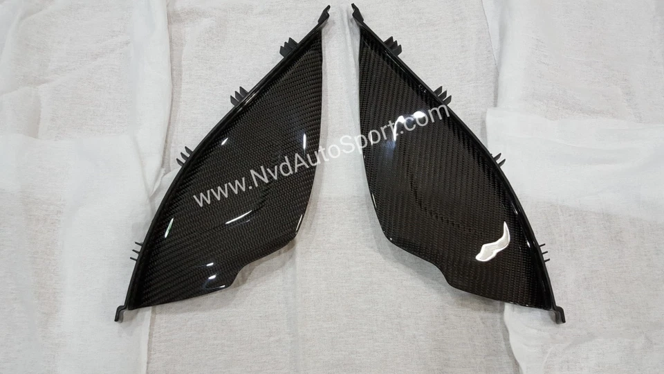 Paneles finales de tablero de fibra de carbono BMW F30, F32, F33, F34, F80 M3, F82 M4, F83 M4 Foto 3 de 4