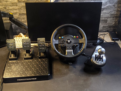 Thrustmaster TMX Force Feedback Lenkrad Set mit Pedalen & Schalthebel, Schwarz
