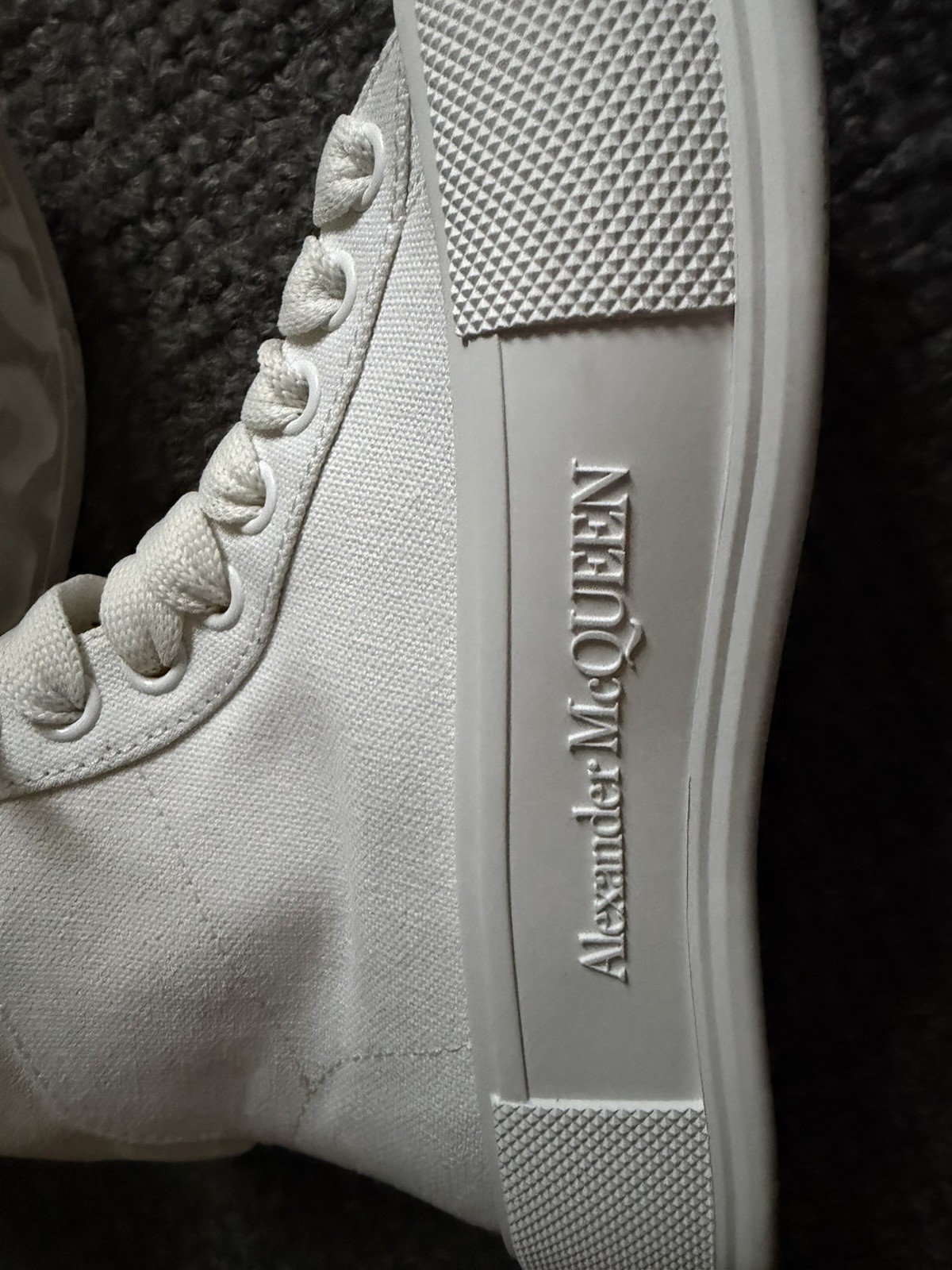 Alexander McQueen Plimsole High Top White Women's Size UK 3 EU 36  RRP £420. image 2