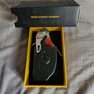 6-in-1 Multi-Functional Shears,Outdoor Auxiliary Tools, Camping, Hiking On Belt