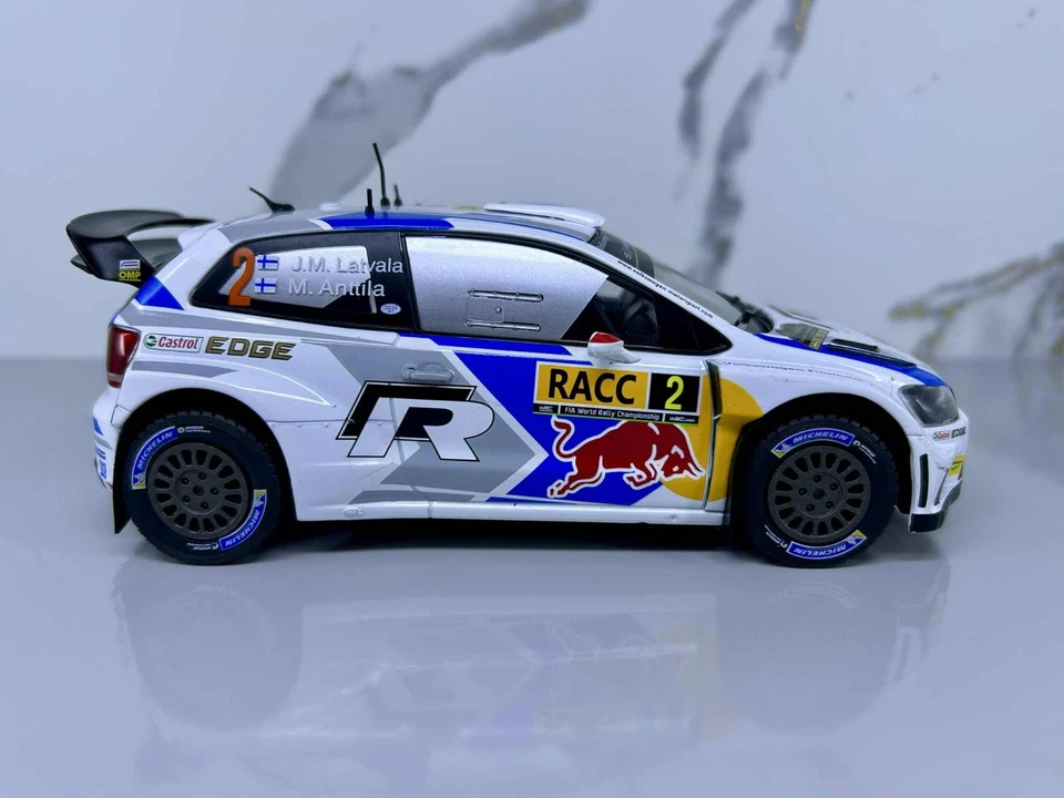 Volkswagen Polo R WRC #2 - J.M. Latvala 2014 - 1:24 IXO Diecast Model Rally Car Foto 3 de 4