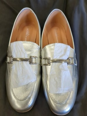 NIB ROHB BY JOYCE AZRIA SILVER LOAFERS SZ 8.5