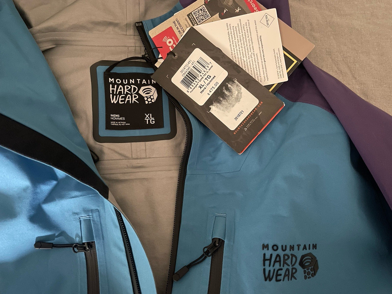 Mountain Hardwear Men's Gore-Tex Ski Parka. Size XL.  New With Tags