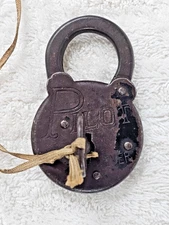 VTG Pilot Six Lever Padlock w/ Key Iron Lock Embossed Works Great Rustic Antique
