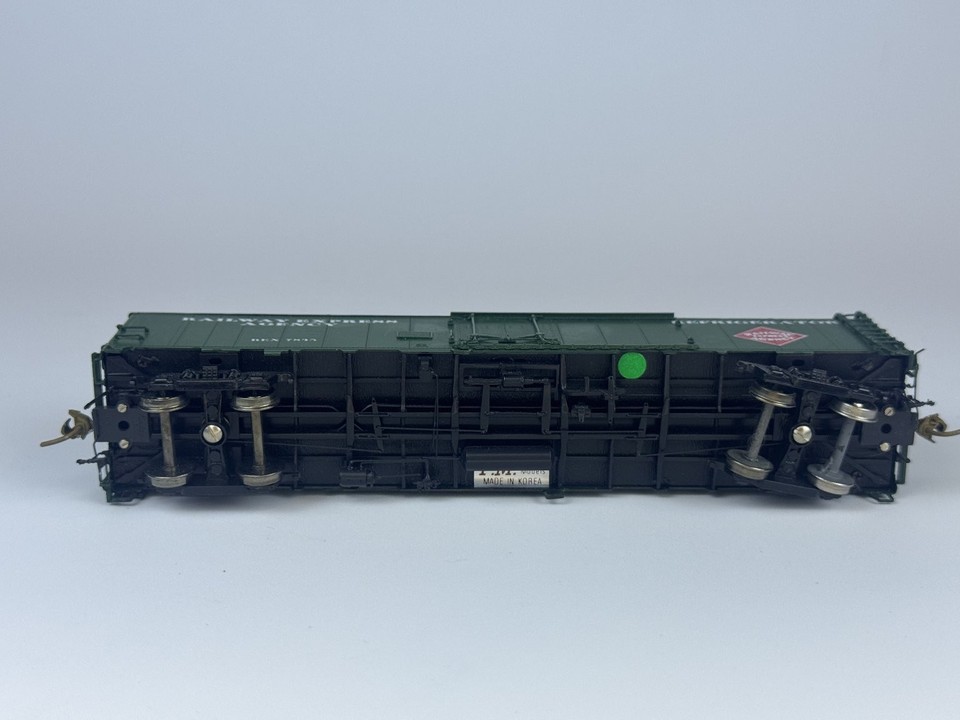 848505_6