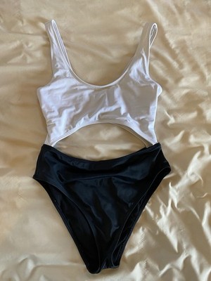 Kendall & Kylie Black/White Solid  1 Piece  Cutout Bikini High-Waist M