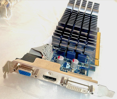ASUS NVIDIA GeForce GT210 1GB DDR2 PCI-E HDMI DVI VGA Video Grafikkarte