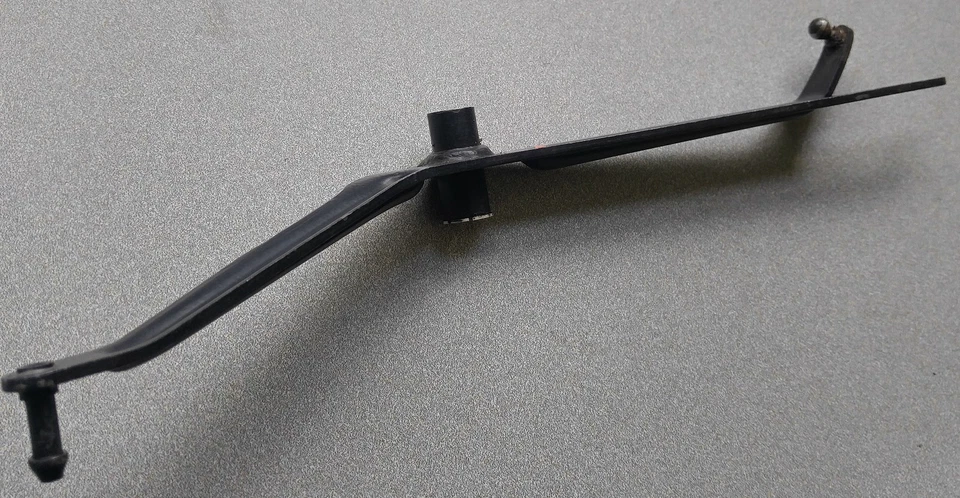 MUY BONITO USADO ORIGINAL GENUINO PORSCHE 928 ACELERADOR DE GAS PEDAL PALANCA DE MARCHA ATRÁS Foto 3 de 3