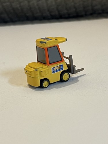 2007-08 Disney Pixar World of Cars #32 Petrol Pulaski Die-Cast Toy Vehicle - Picture 4 of 5