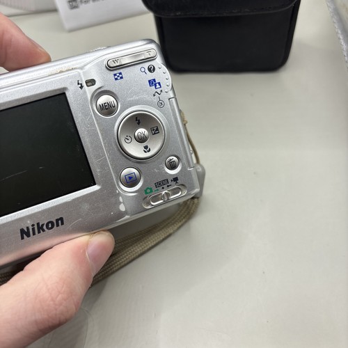 Appareil photo numérique Nikon Coolpix L10 5 mégapixels argent testé - Photo 10/19