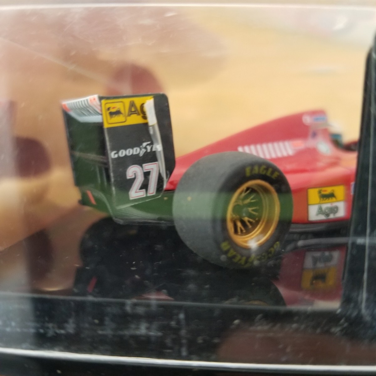 Figurine F1 1994 Nicola Larini Ferrari 412 T1 – 1/43, Peinte à La Main