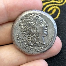 ANCIENT ROMAN GREEK LARGE COIN WITH KING IMAGE