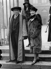 American politician Frank B Kellogg receives an doctorate 1920s OLD PHOTO